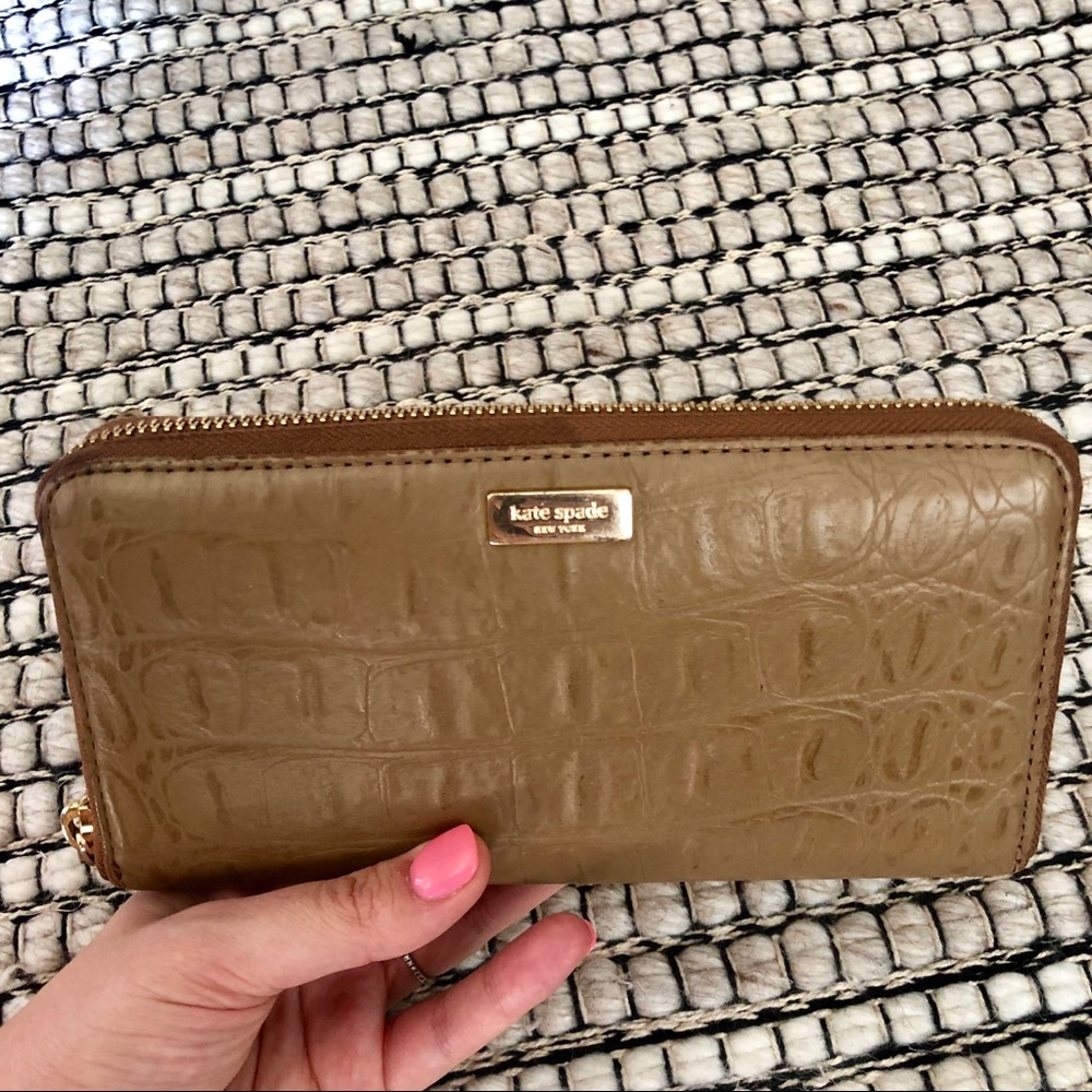 Kate Spade Light Brown Wallet